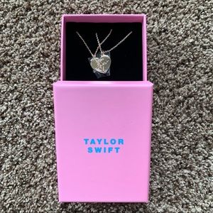 NEW Taylor Swift Lover BFF Necklace Set